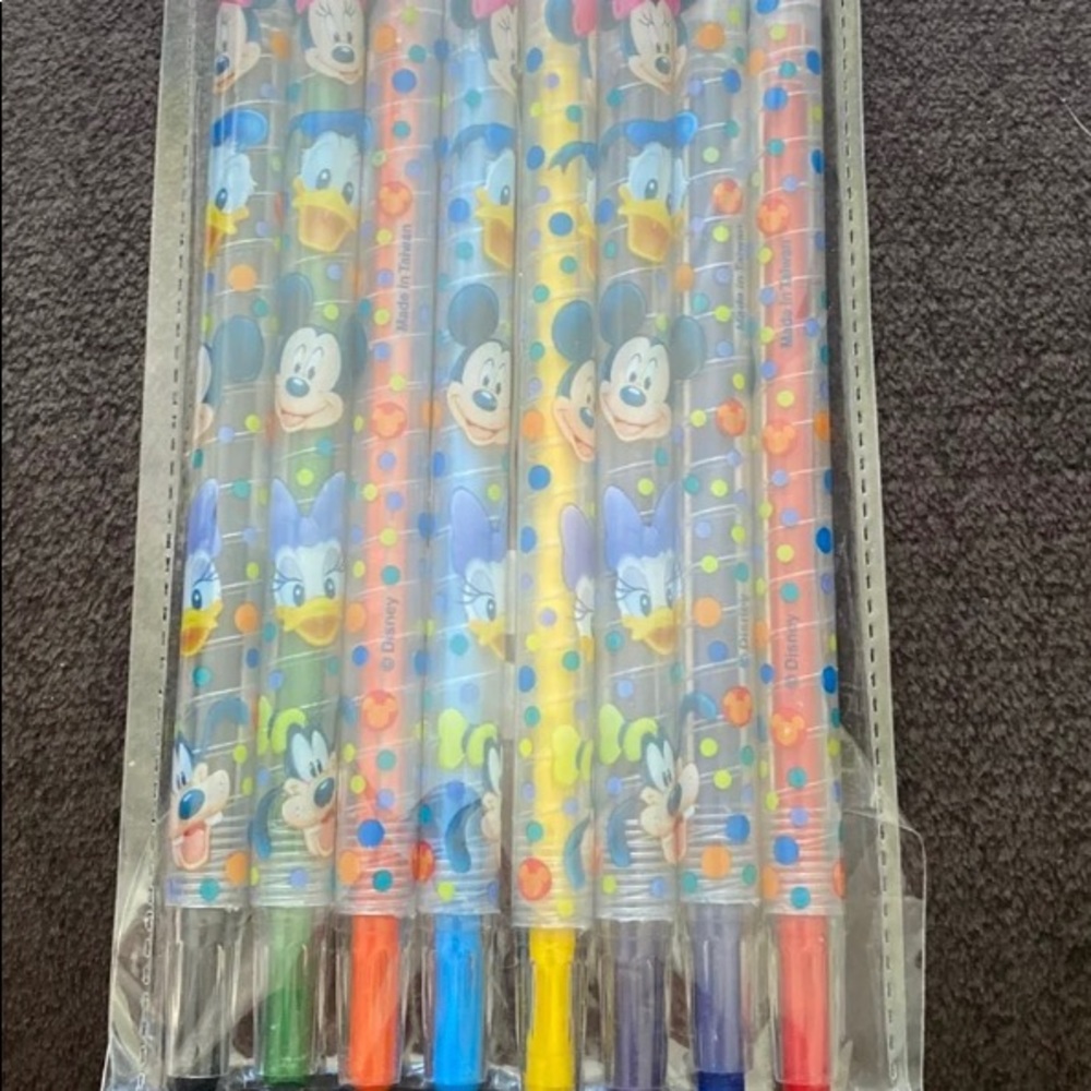 Walt Disney Parks crayons